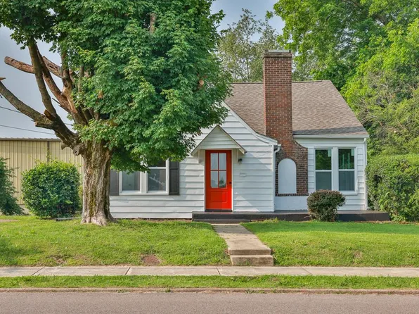 120 Church St, Martin, TN 38237