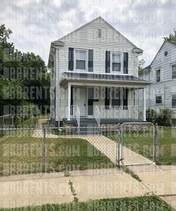 1st image of 1213 Woodside Blvd