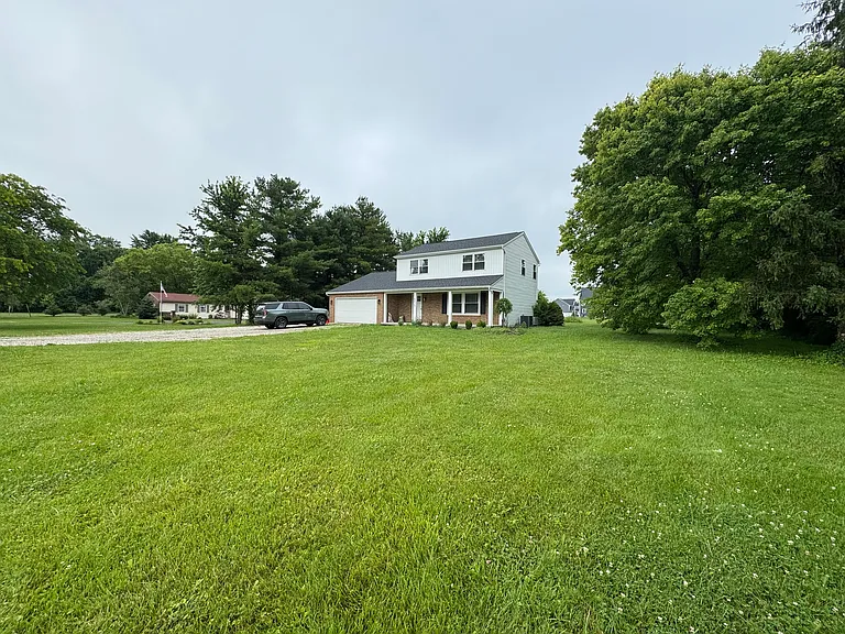 6425 Liberty Rd N — Photo 1