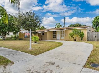 6711 Arthur St, Hollywood, FL 33024