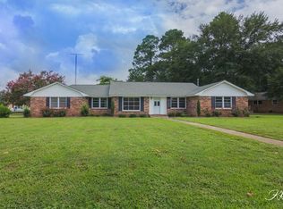 550 Pringle Dr, Sumter, SC 29150