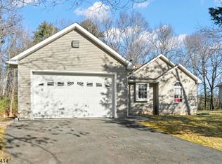 333 Wagon Wheel Rd, Montague, NJ 07827