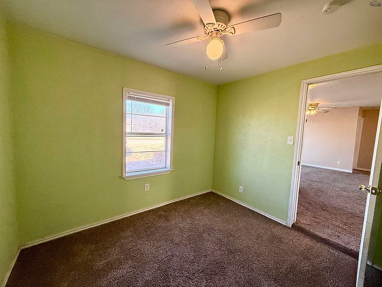 3013 Lavell Ave — Photo 7