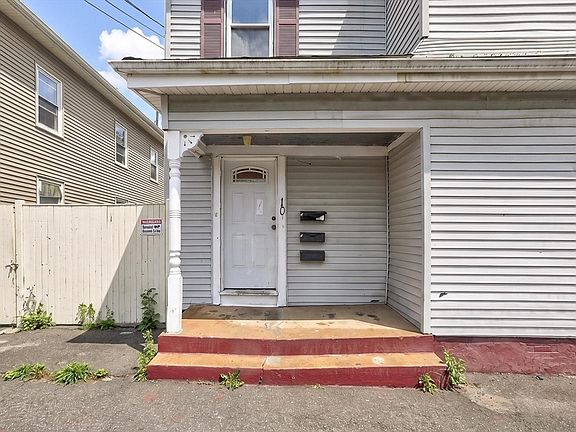 2nd image of 10 Brook St
