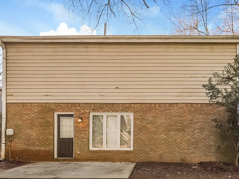 2112 Golfview Dr SE — Photo 18