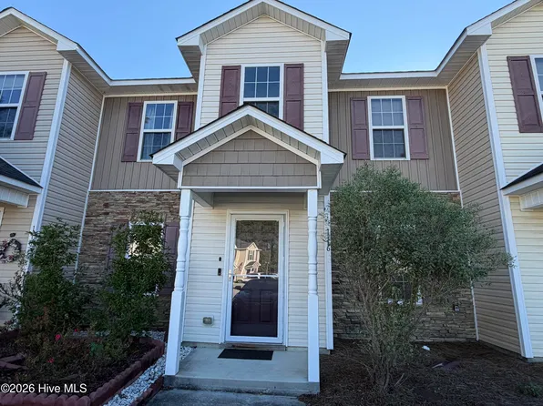 116 W Murrow Ln, Jacksonville, NC 28546