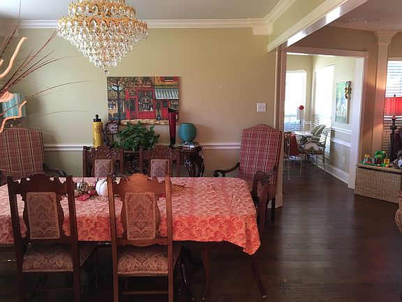 4th image of 3110 Lake Forest Dr