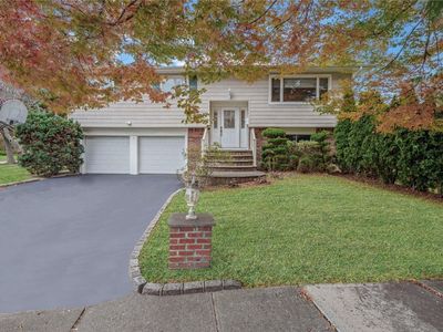 15 Brook Path, Plainview, NY, 11803