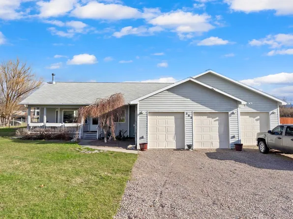 385 Meadow Hills Dr, Kalispell, MT 59901
