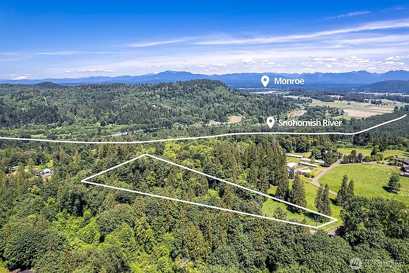 3rd image of 18901 Welch Road