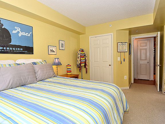 5th image of 3830 9th St N APT 302W