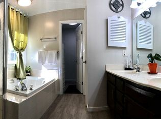 978 Grayson Ln, Charlottesville, VA 22903