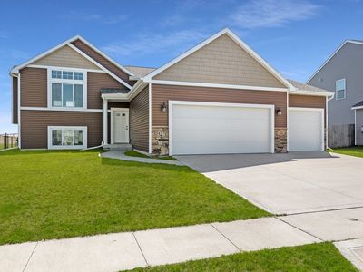 3417 Hawthorn Dr SW, Bondurant, IA, 50035