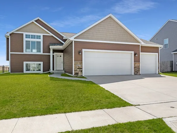 3417 Hawthorn Dr SW, Bondurant, IA 50035