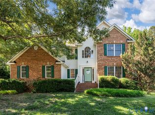 5343 Nairn Ln, Chester, VA 23831