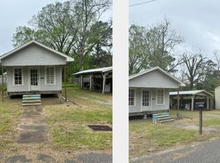 1005 Loraine St, Abbeville, LA 70510
