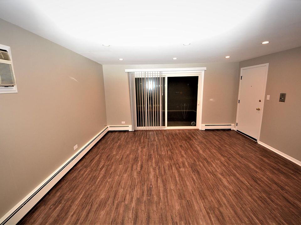 1st image of 9416 S 78th Ct #5