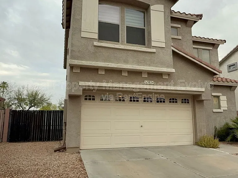 9854 E Escondido Ave — Photo 2