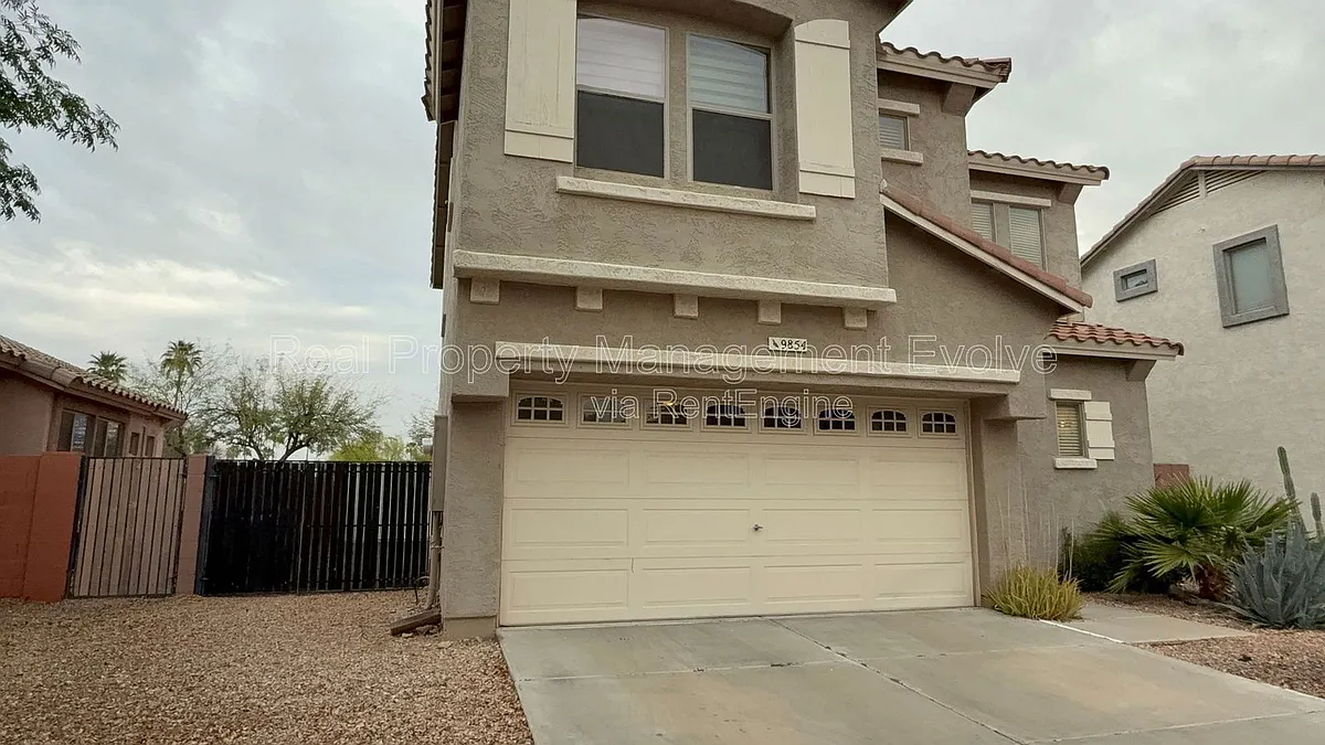 Building Photo - 9854 E Escondido Ave