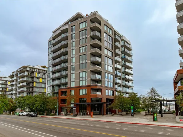 369 Tyee Rd #402, Victoria, BC V9A 0B6
