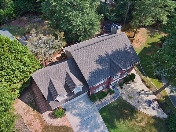 2nd image of 2250 Sugarbirch Dr