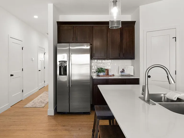 3866 S York Ave — Photo 10