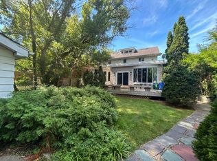 1192 Richmond St, London, ON N6A 3L2