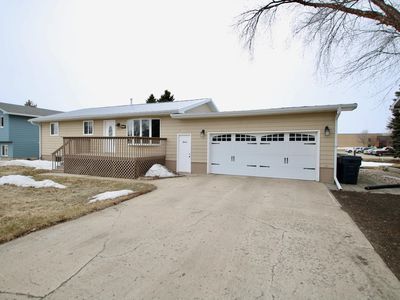 101 14th St NE, Watertown, SD, 57201