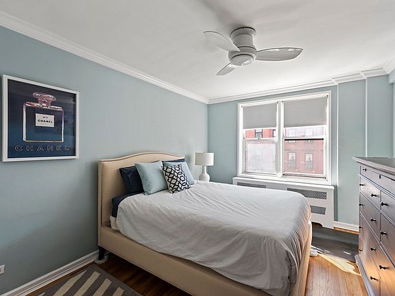 4th image of 211 E 18th St APT 4F