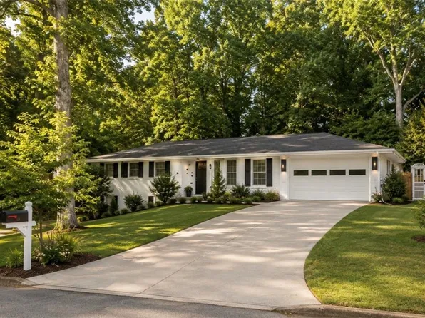 7220 Ray Rd, Lithia Springs, GA 30122