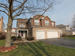 2229 N Aster Pl, Round Lake Beach, IL 60073