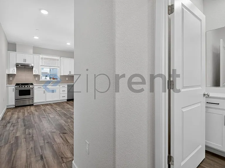 1518 N Central Pkwy #ADU — Photo 11