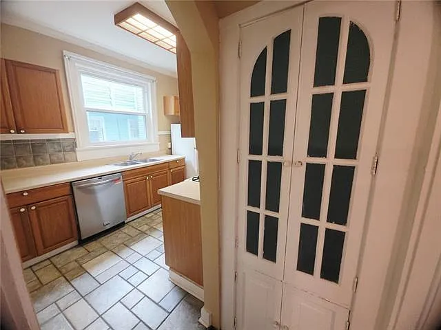 2815 Palmer Ave — Photo 6