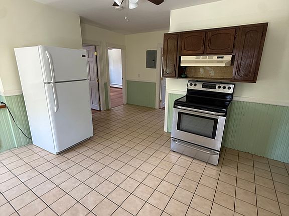 2nd image of 77 Princess Ave Floor 2