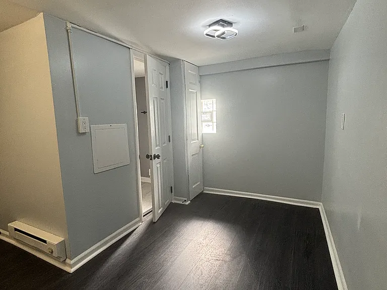 2431 Arunah Ave #B — Photo 6