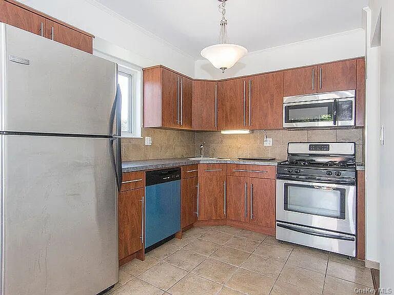 2nd image of 6113 170th Street