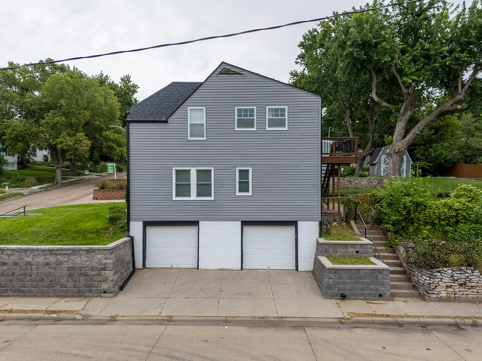 2 bed, 873 sqft, $2,200 — Photo 4