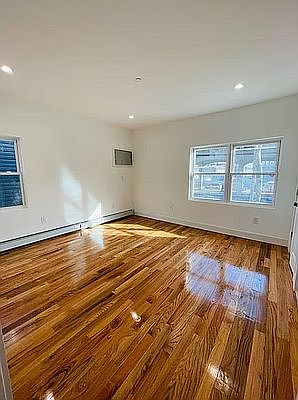 3rd image of 24-35 Beach Channel Dr #3
