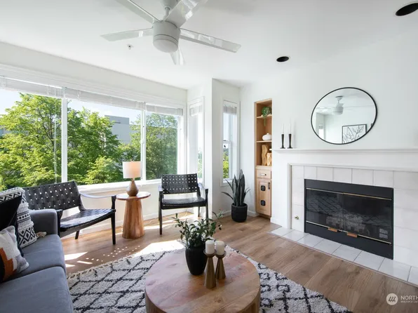 1762 NW 57th Street #402, Seattle, WA 98107