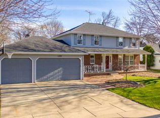 1208 E Shade Tree Ln, Appleton, WI 54915