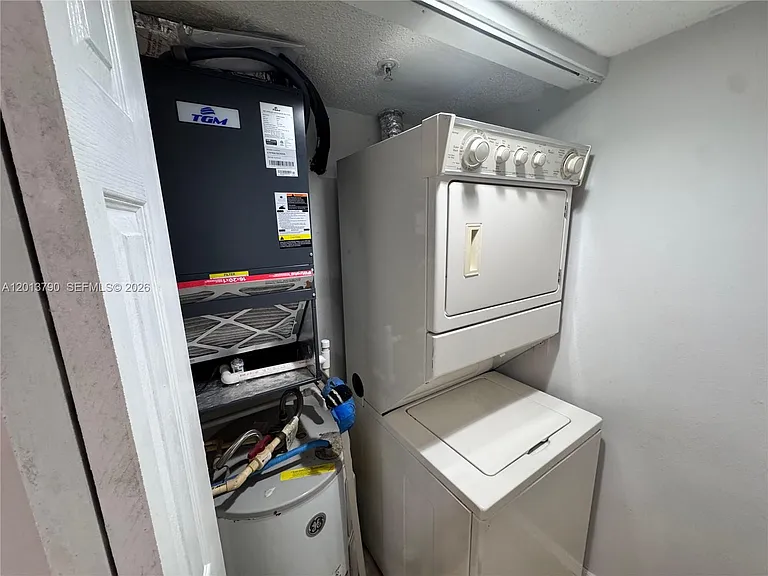 9909 Westwood Dr #161 — Photo 9