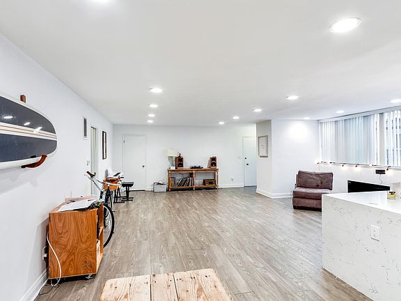 4th image of 1345 18th St #2
