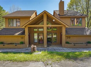 20 Snowpine Vlg, Great Valley, NY 14741