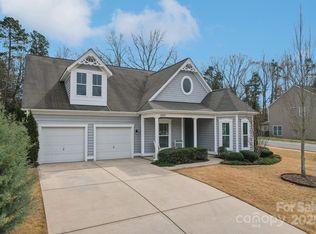 14621 Brannock Hills Dr, Charlotte, NC 28278