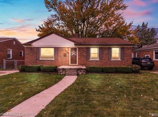 11037 Mayfield St, Livonia, MI 48150