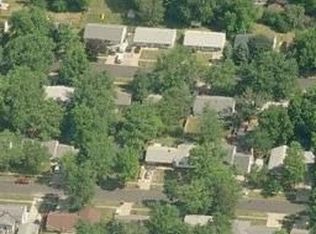 3211 Sylvan Dr, Champaign, IL 61821