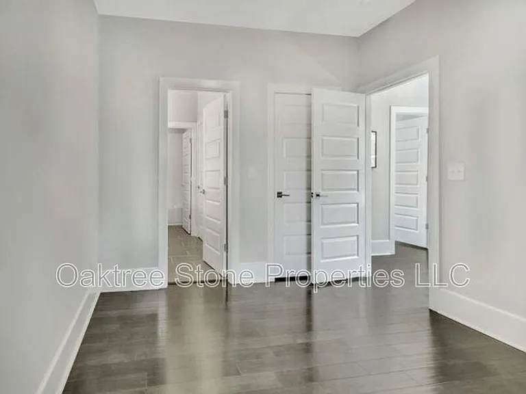456 Parkway Dr #6 — Photo 14