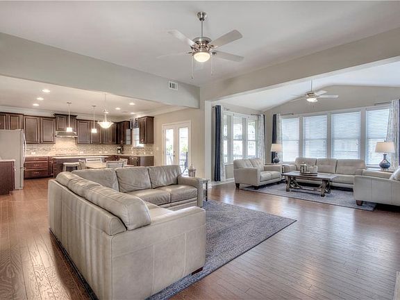 4th image of 148 Johnston Farm Ln
