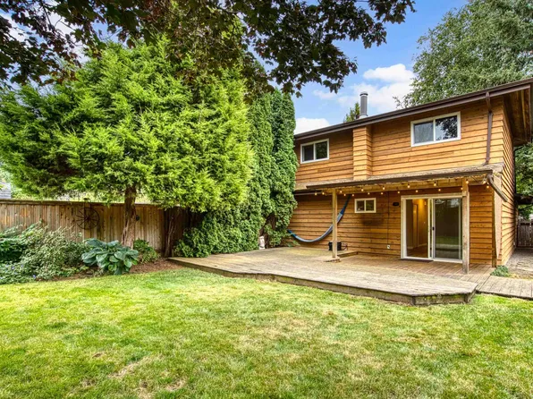 2743 Sandon Dr, Abbotsford, BC V2S 7J3