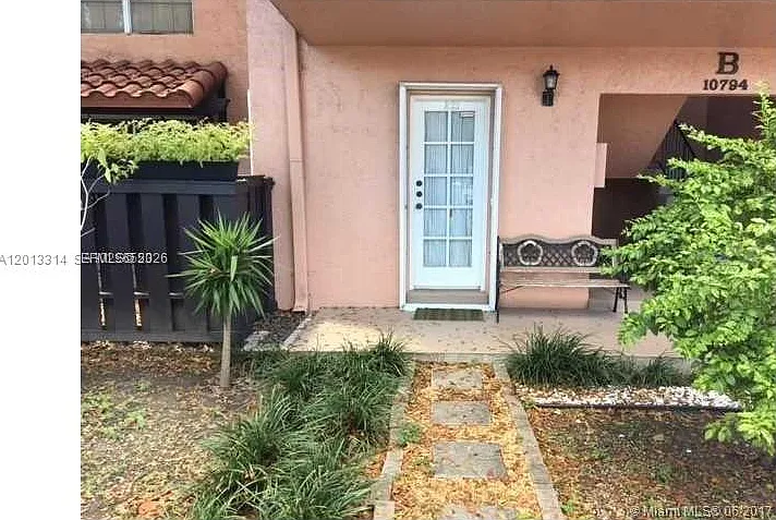 10794 N Kendall Dr #B23 — Photo 5